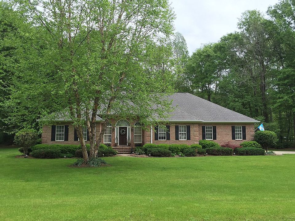 2nd image of 136 Cross Creek Cir