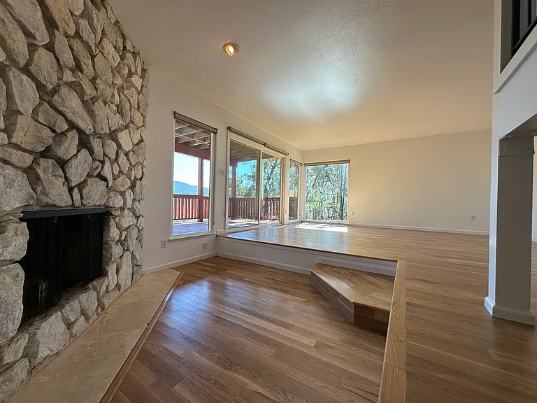 18 Pepper Way — Photo 44