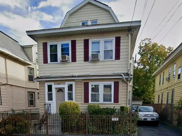 443-447 E 32nd St, Paterson, NJ 07504