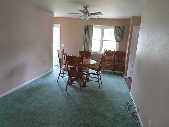4th image of 111 S Shore Dr