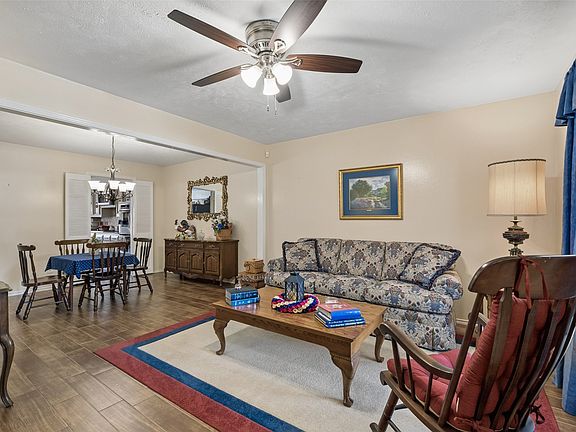 5th image of 2903 Country Place Ct