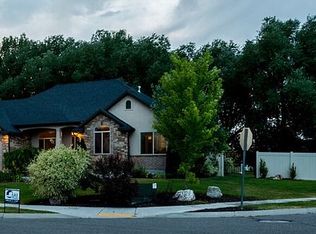 1128 W Tylers Way, Kaysville, UT 84037