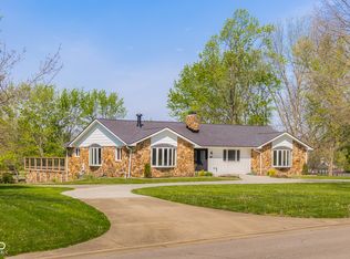 3532 Shoshonee Dr, Columbus, IN