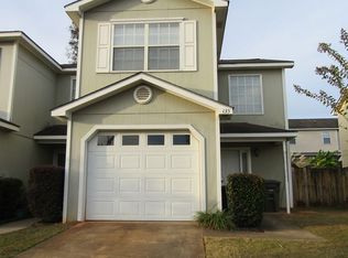 135 Woodberry Dr, Enterprise, AL 36330