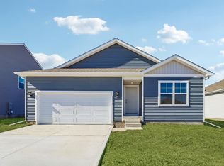 421 Kingfisher Dr, Norwalk, IA 50211