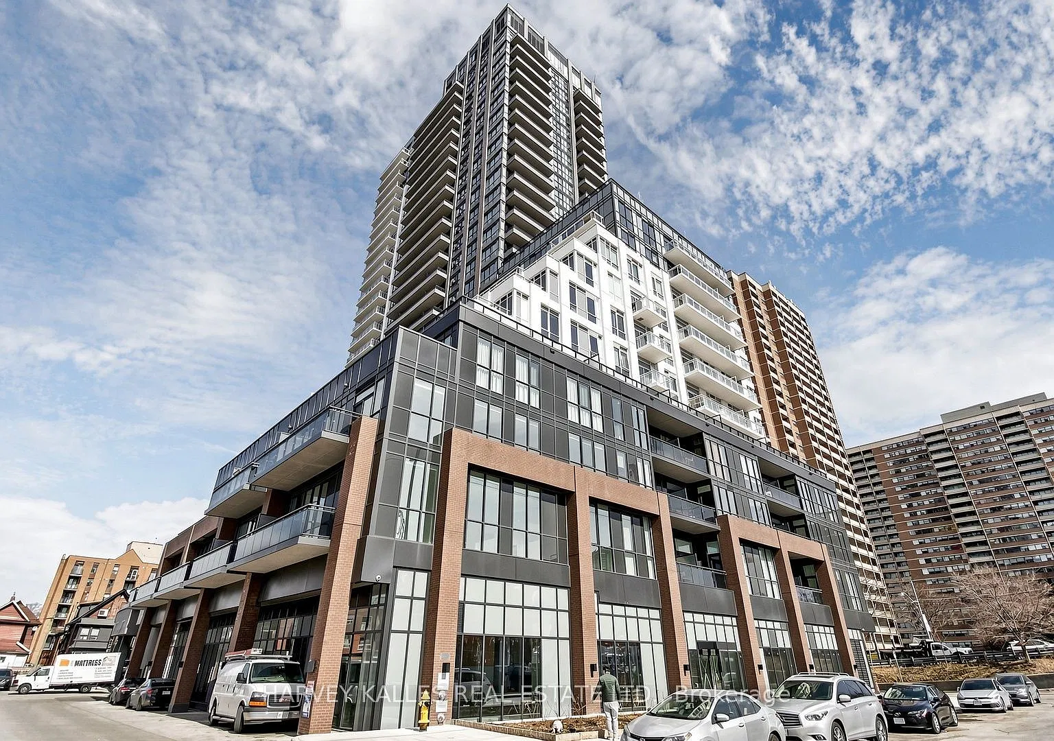 2 bed, $2,350 — Photo 1