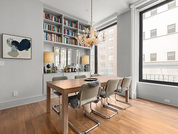 3rd image of 8 W 13th St APT 2F