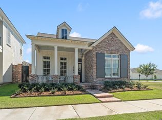 1810 Dauphine Way, Baton Rouge, LA 70808