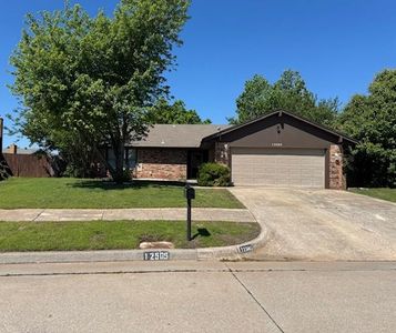12505 Hickory Hollow Dr, Oklahoma City, OK, 73142