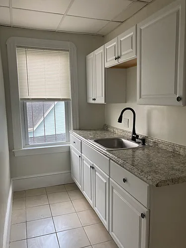 662 2nd St #2W Photo 1