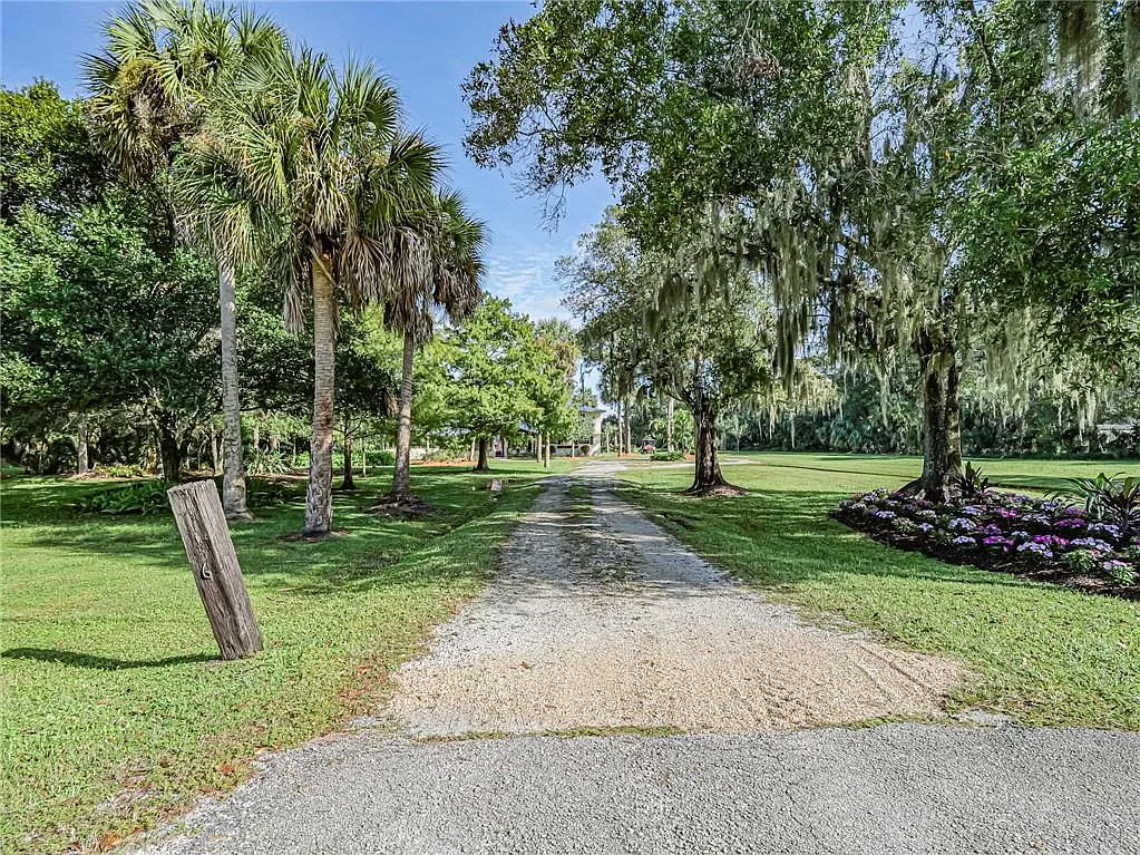 4 bed, 3.0 bath, 2511 sqft, $4,300 — Photo 4