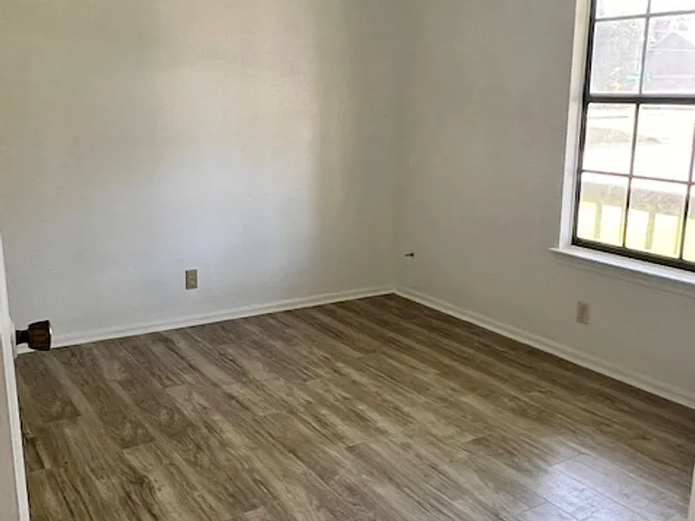 1011 Shellfish Dr — Photo 4