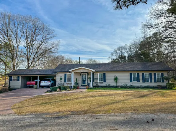 251 18th Ave W, Guin, AL 35563