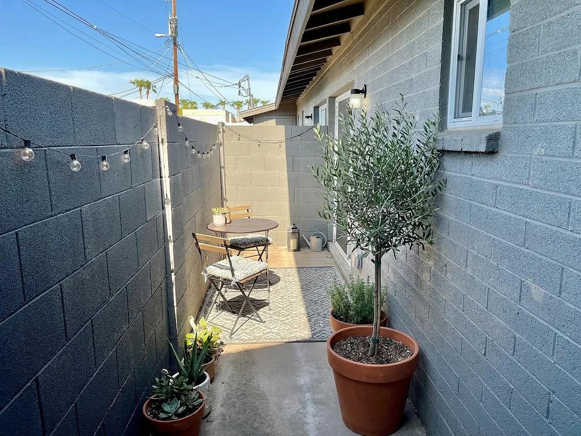3 bed, 975 sqft, $1,895 — Photo 3