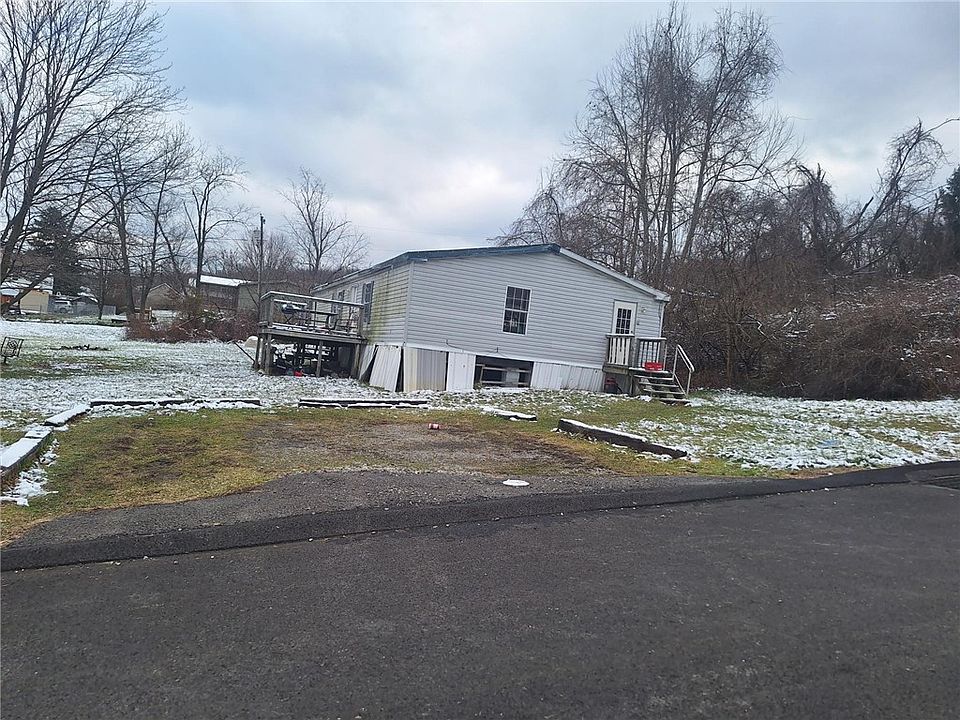 2nd image of 416 3rd St