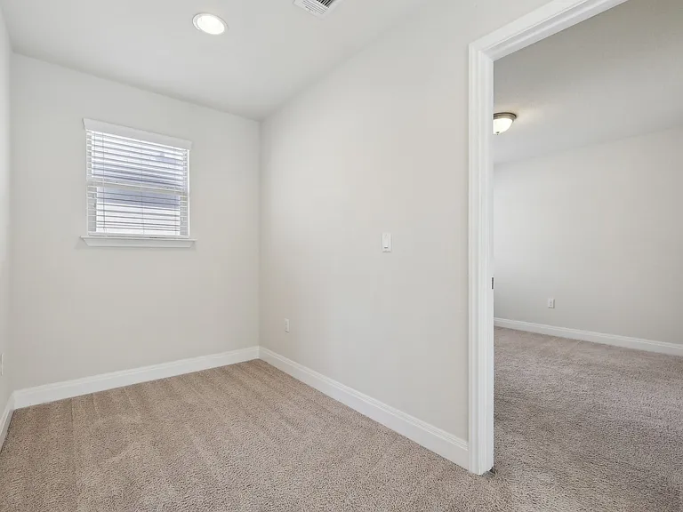 10418 Turnbull Loop — Photo 22