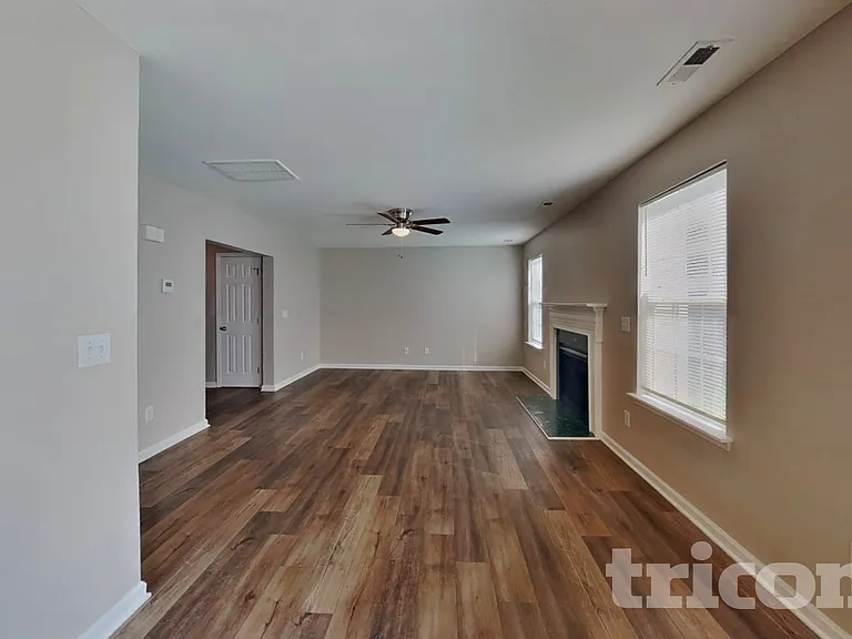 4008 Laurel Glen Dr — Photo 4