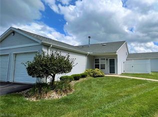 3487 Ivy Hill Cir UNIT D, Cortland, OH 44410