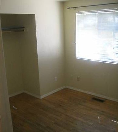4th image of 21609 53rd Ave W
