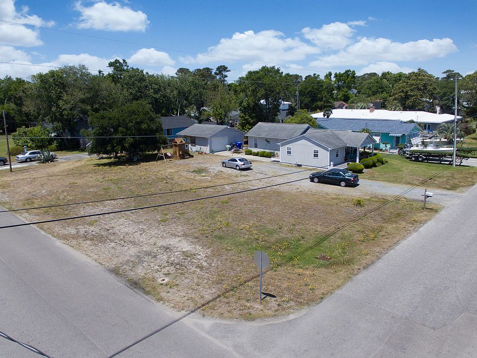1st image of 600 Clarendon Avenue