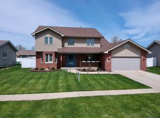 351 Curwick Dr, Bourbonnais, IL 60914