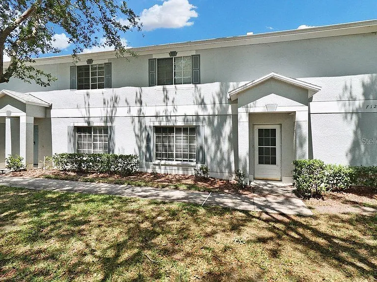 7127 Waterside Dr — Photo 3