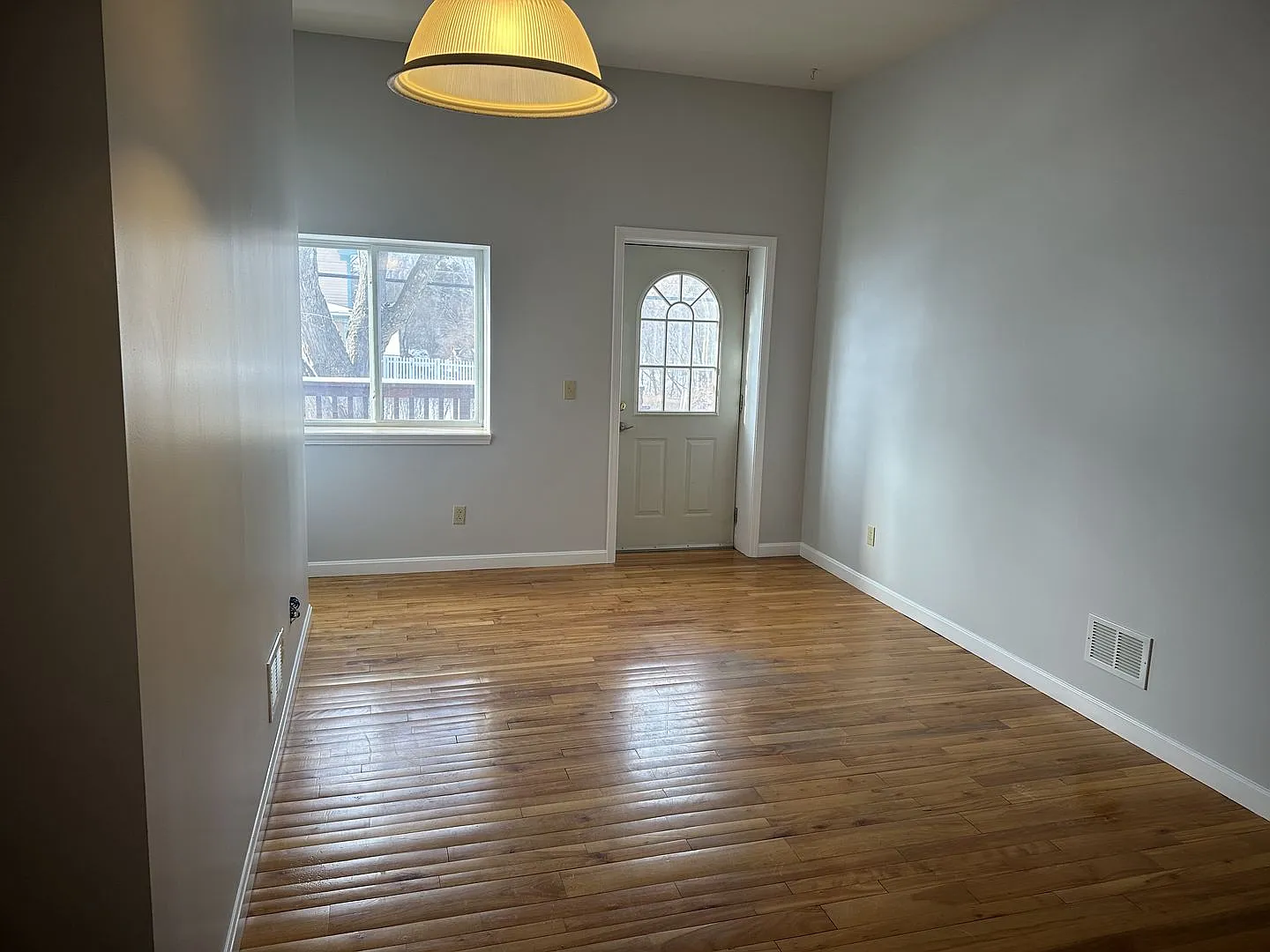 30 School Street — Photo 2