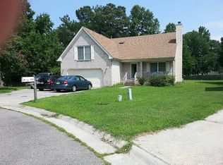 6810 Dickens Ct E, Suffolk, VA 23435