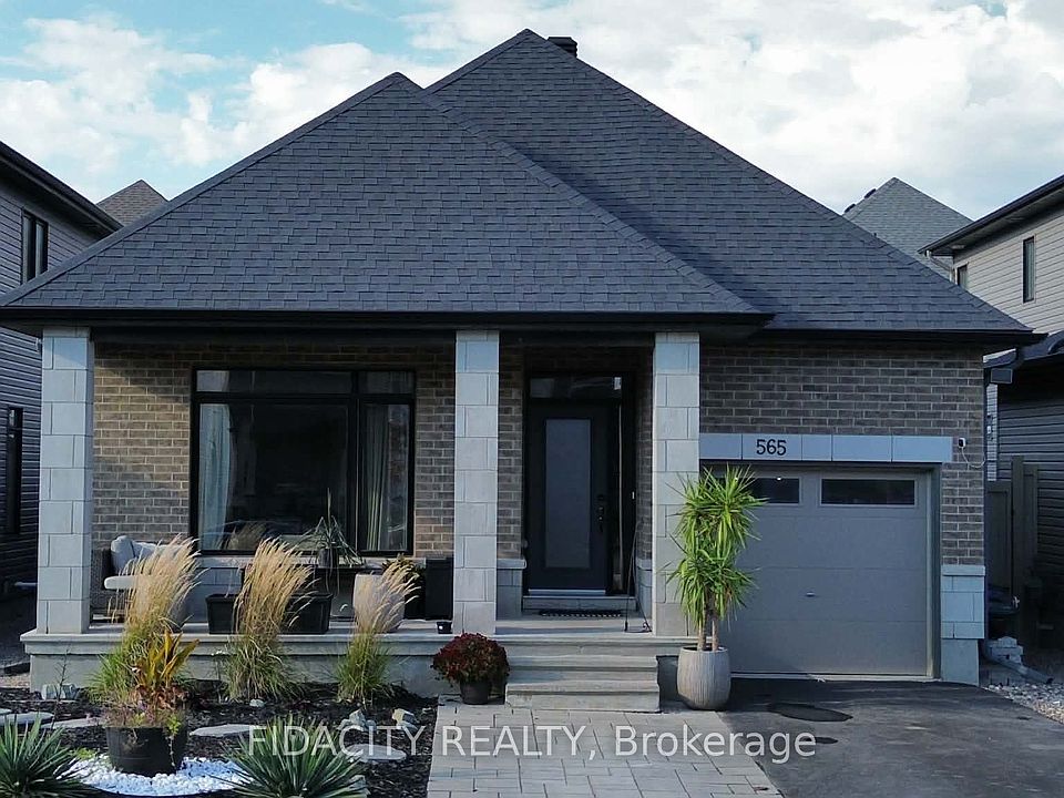 1st image of 565 Bobolink Rdg