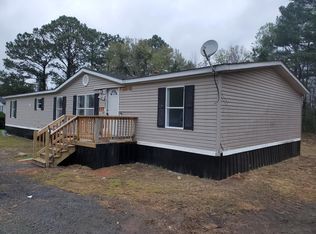 225 Cyrus Ln, Huger, SC 29450