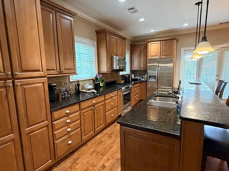 1202 Virginia Ave NE #1202 — Photo 5