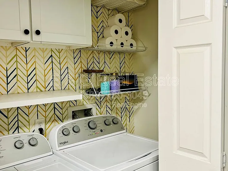 1711 W Montecito Ave — Photo 16