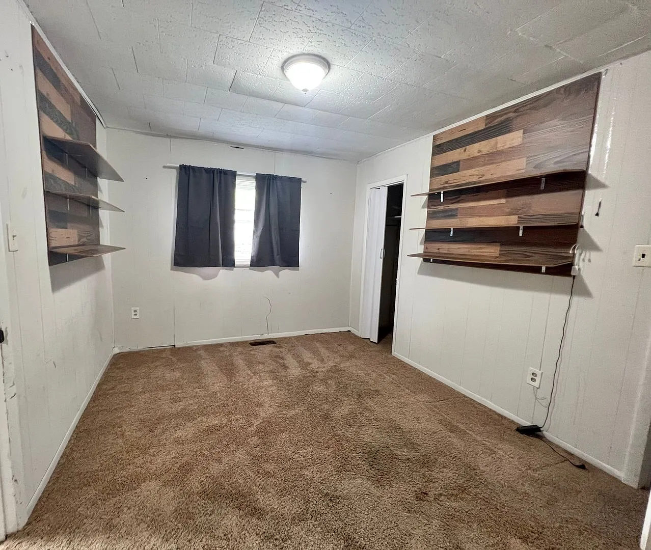 1219 Hernando Drive — Photo 3