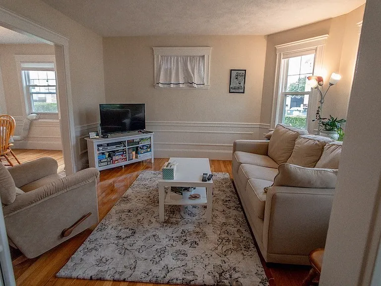 21 Bradwood St #1 — Photo 14