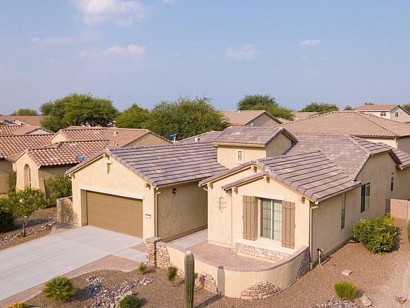 2nd image of 958 N Turquoise Vista Dr