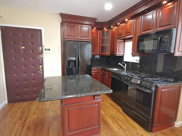 2943 Brighton Fourth St Unit 2D, Brooklyn, NY 11235