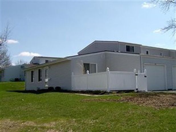1st image of 265 Deepwood Dr