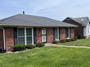 7315 Chestnut Tree Ln, Louisville, KY 40291