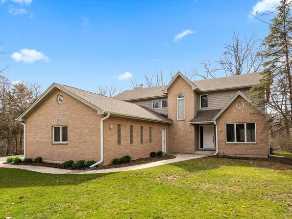 42W121 Retreat Ct, Saint Charles, IL 60175