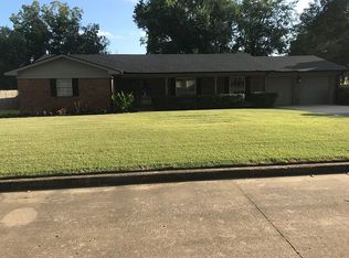 1016 Farris Dr, Muskogee, OK 74403