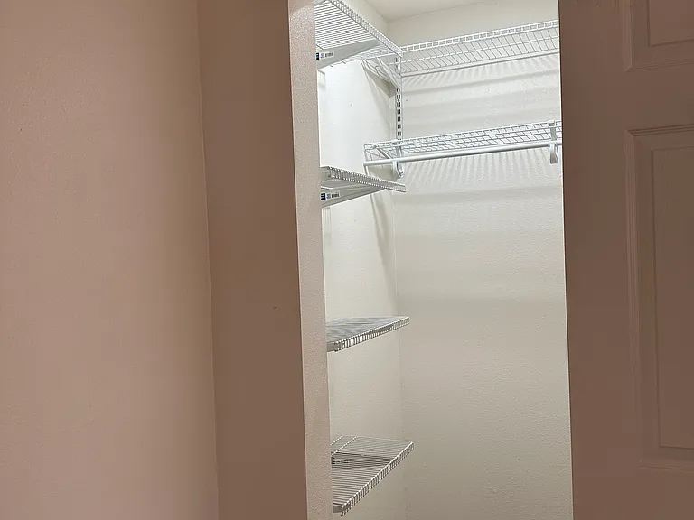 5066 Voltaire St #3 — Photo 20