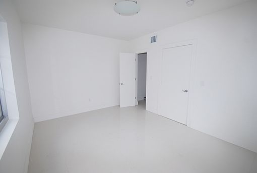 2nd image of 1604 Drexel Ave APT 101