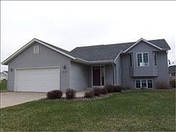 1st image of 775 Willowbrook Dr NE