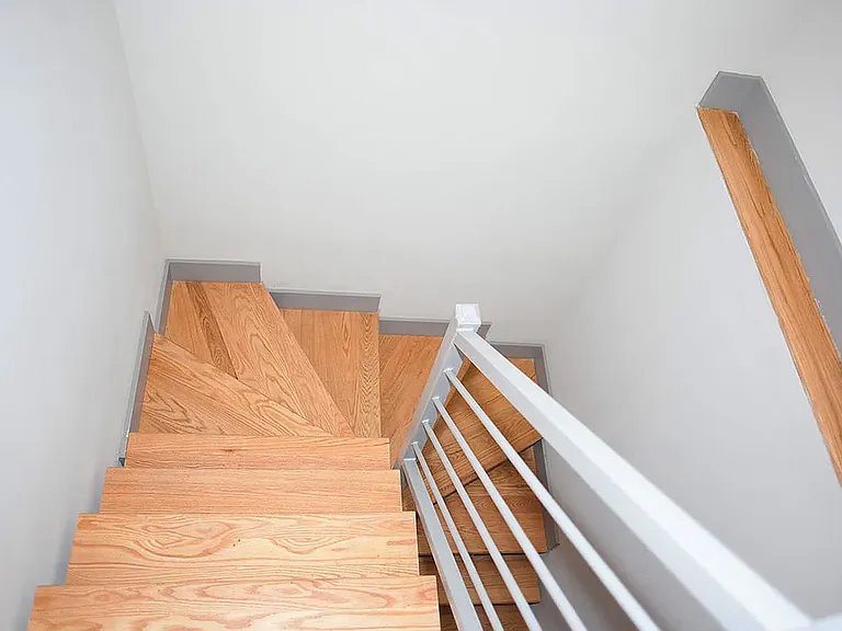 18 Stanhope St #1A — Photo 10