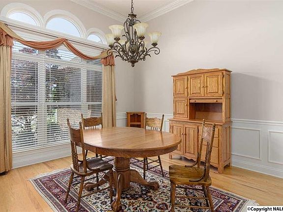 5th image of 106 Kawana Ct