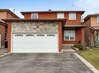229 Kingsbridge Garden Cir, Mississauga, ON L5R1L4
