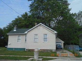 1100 Geneva St, Racine, WI 53404