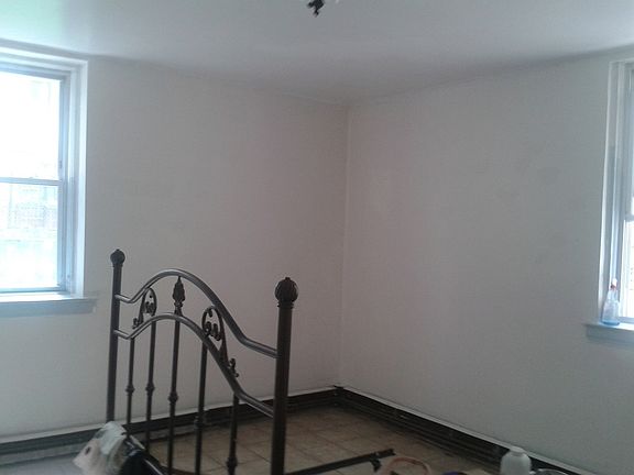 3rd image of 3039 33rd St APT 1B