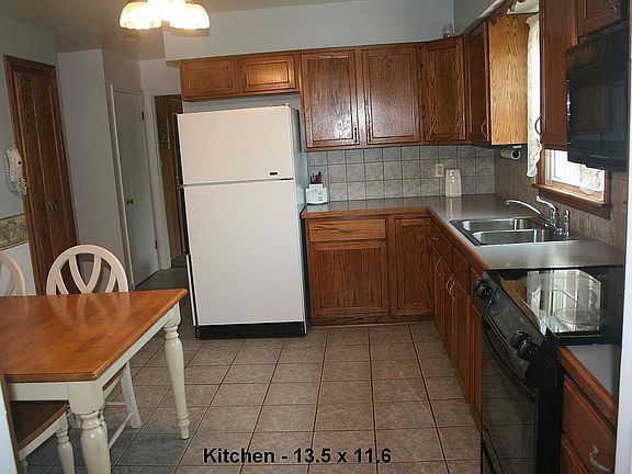 3rd image of 3001 Ashwood Ave