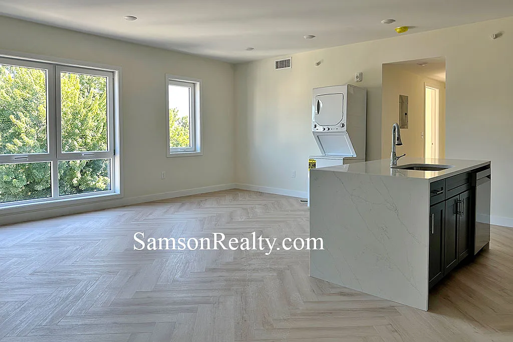 2 bed, 880 sqft, $2,950 — Photo 3